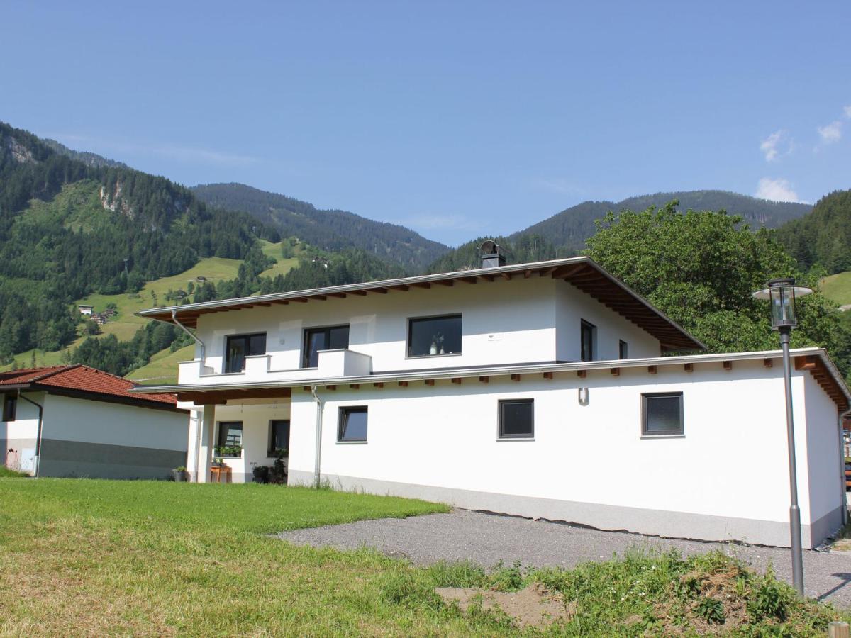 Quiet Holiday Flat Near The Mayrhofen Ski Area Schwendau Luaran gambar